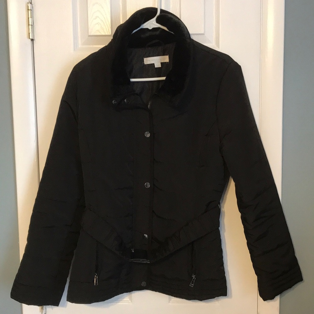 New York & Co black puffy jacket with belt